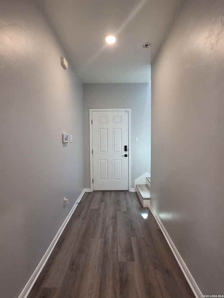 13023 Kathleen St - Photo 3 of 48