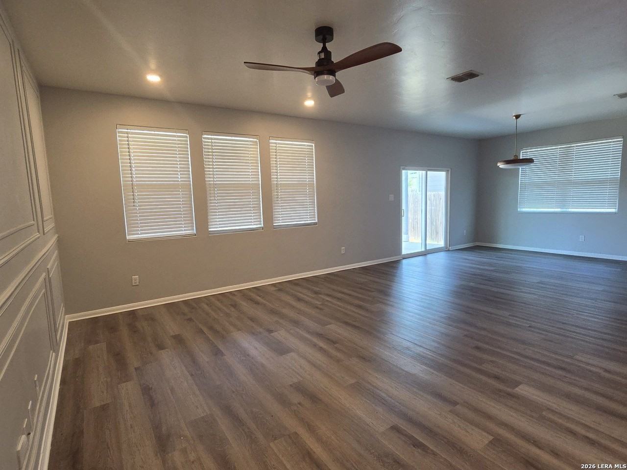 13023 Kathleen St - Photo 5 of 48