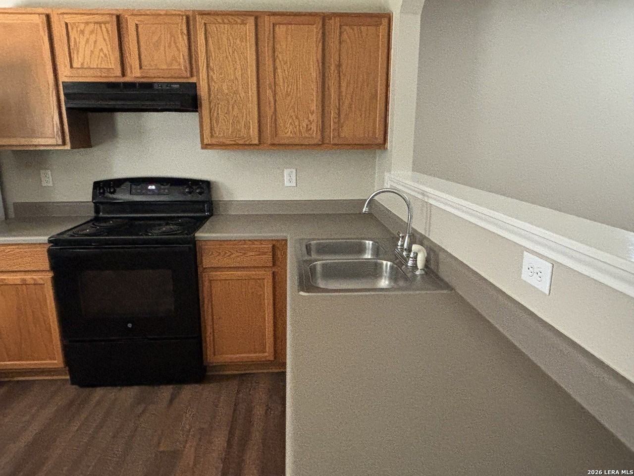 145 Michelle Ln - Photo 6 of 32