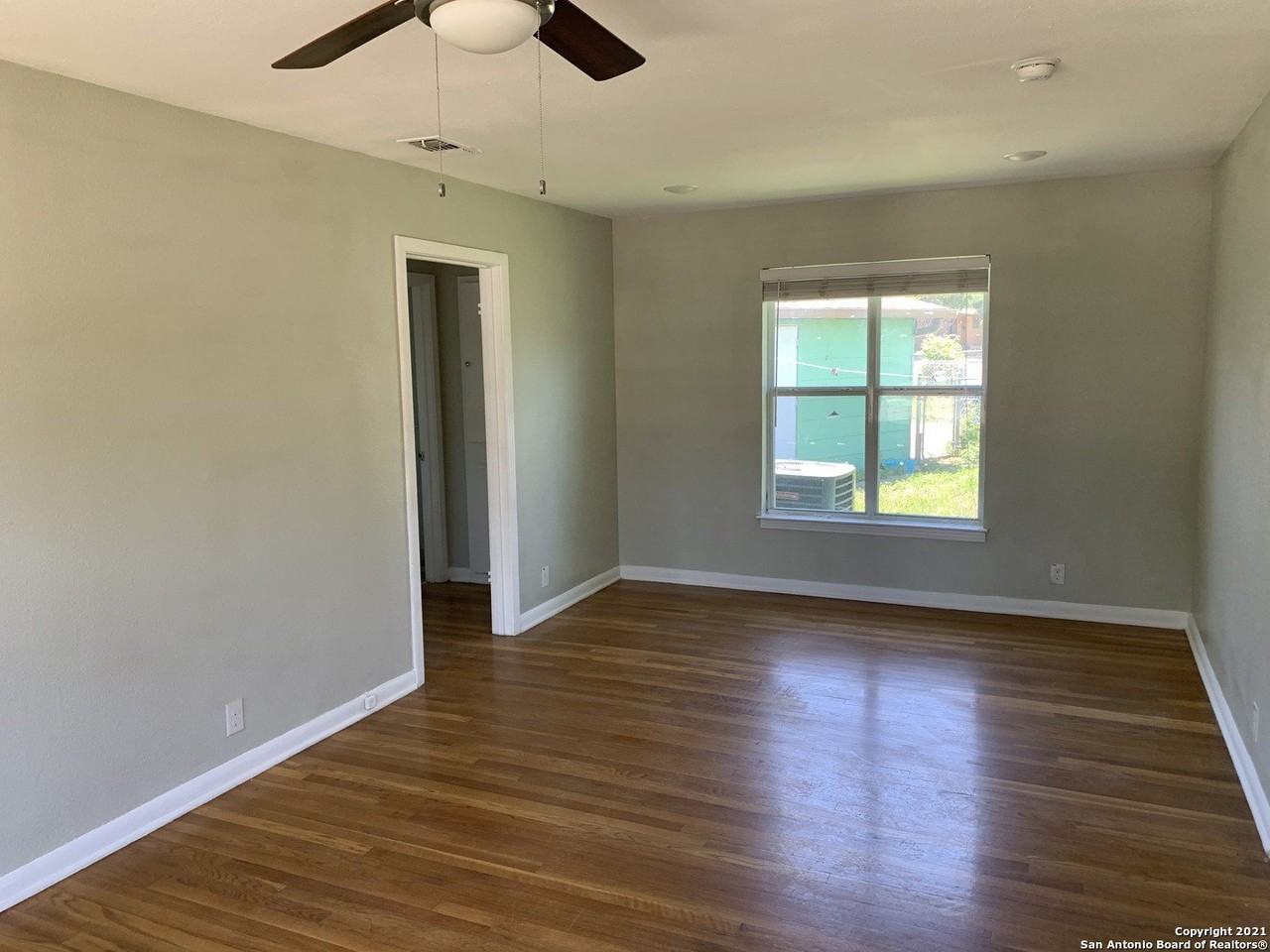 111 Laddie Pl #B - Photo 7 of 18