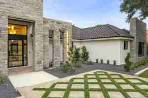 featured image of 6 Turin Ct