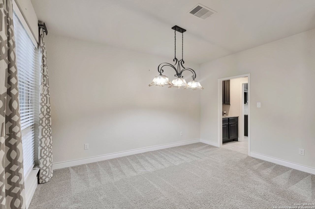 2882 Coral Sky - Photo 5 of 39