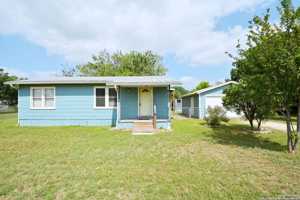 featured image of 823 Serna Dr