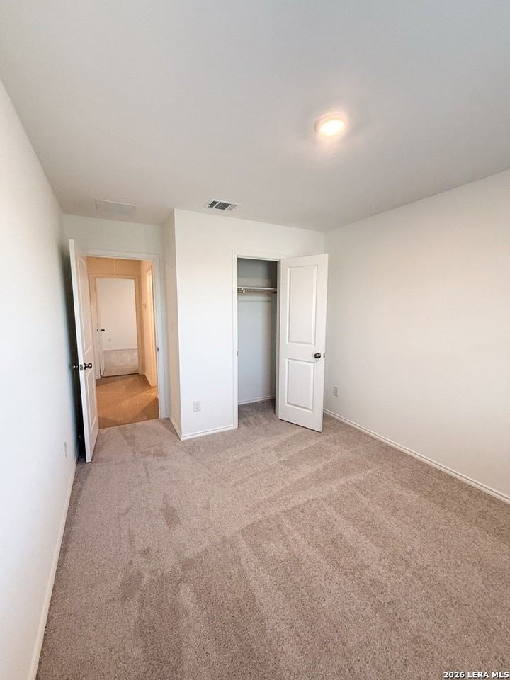 309 Trinity River Holw - Photo 7 of 32