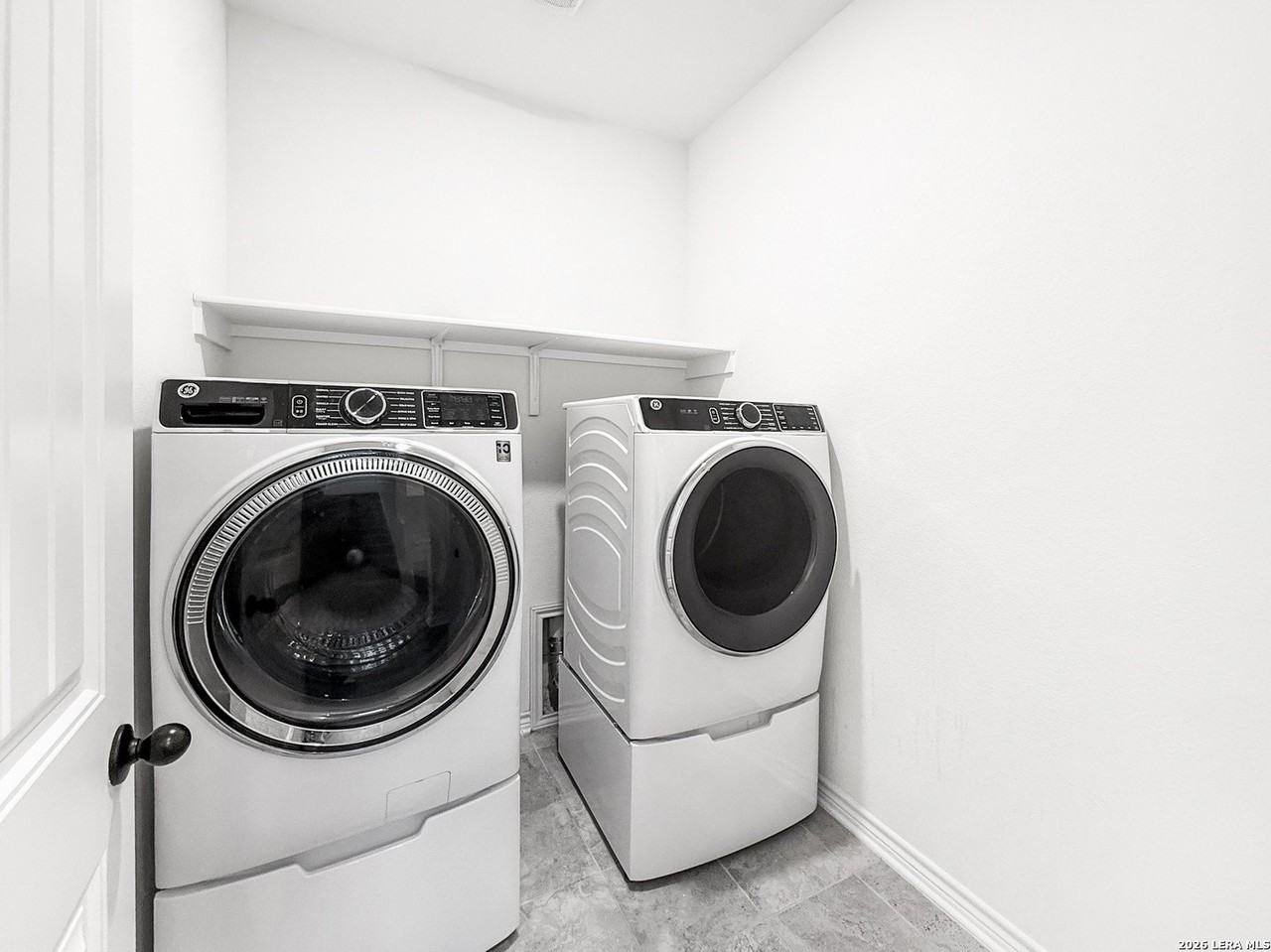 15026 Tethys Way - Photo 6 of 31