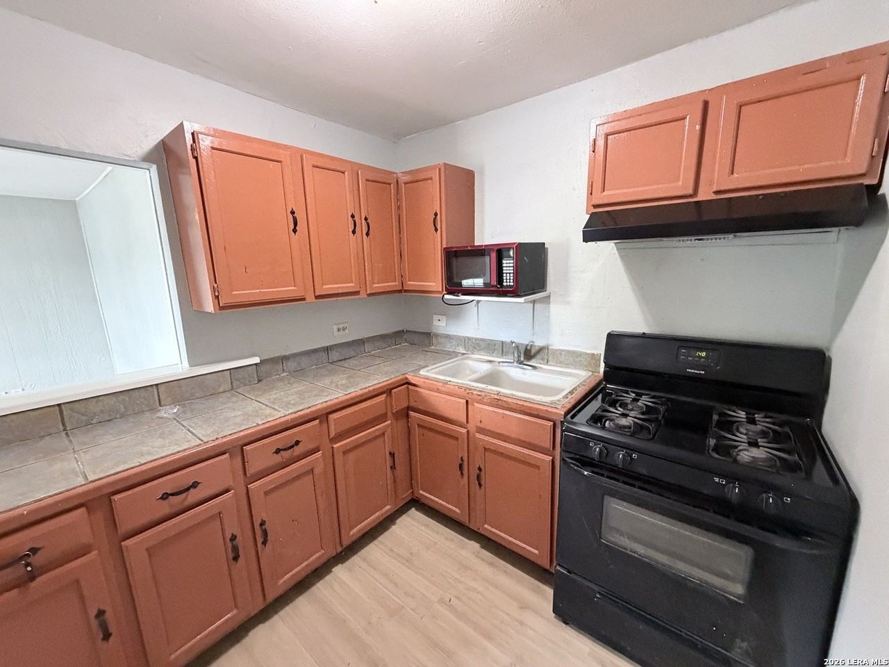 1224 San Angelo - Photo 6 of 18