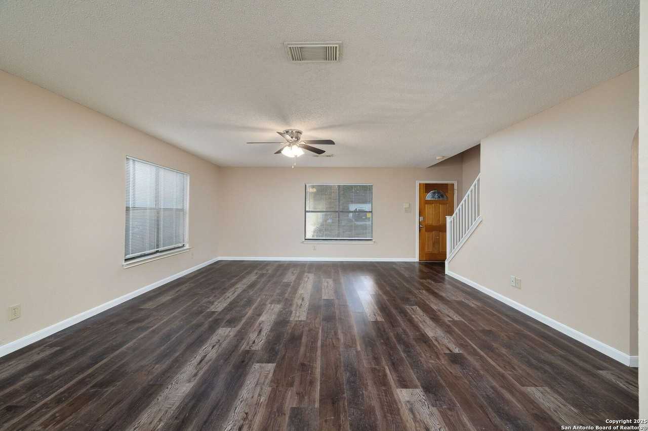 3304 Baldwin Park - Photo 4 of 25