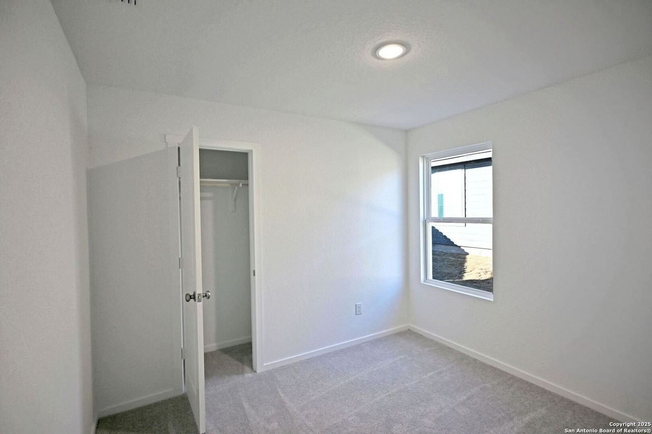 10036 Mather Way - Photo 7 of 18