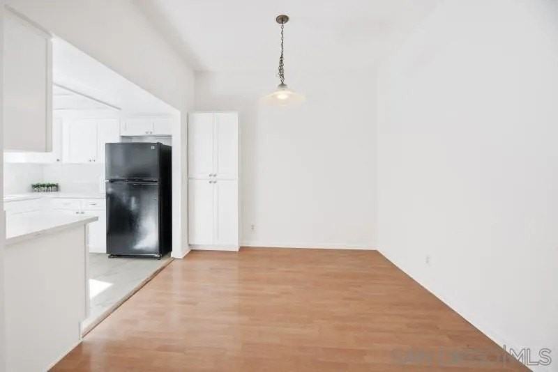 Clairemont Ct #9 - Photo 5 of 39