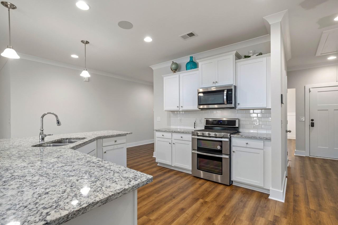 2070 Hatteras Way - Photo 7 of 25