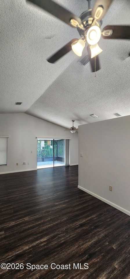 4024 Pinyon Dr - Photo 5 of 27
