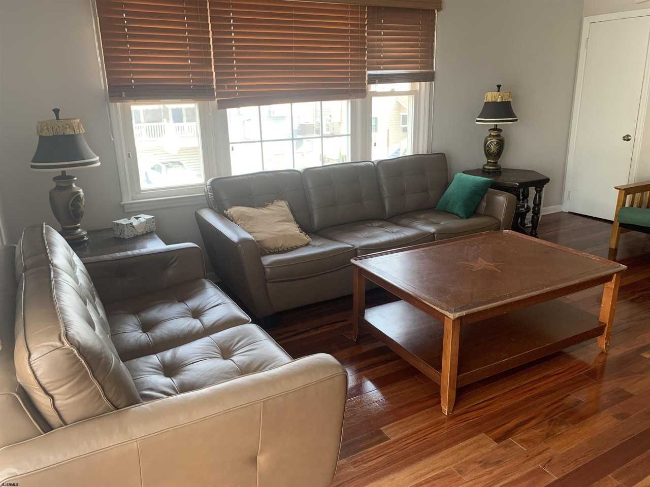 5403 Edgewater Ave - Photo 4 of 10