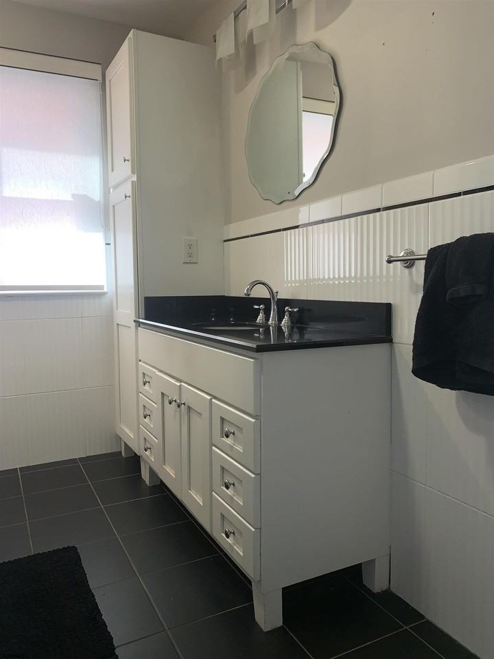 5403 Edgewater Ave - Photo 6 of 10