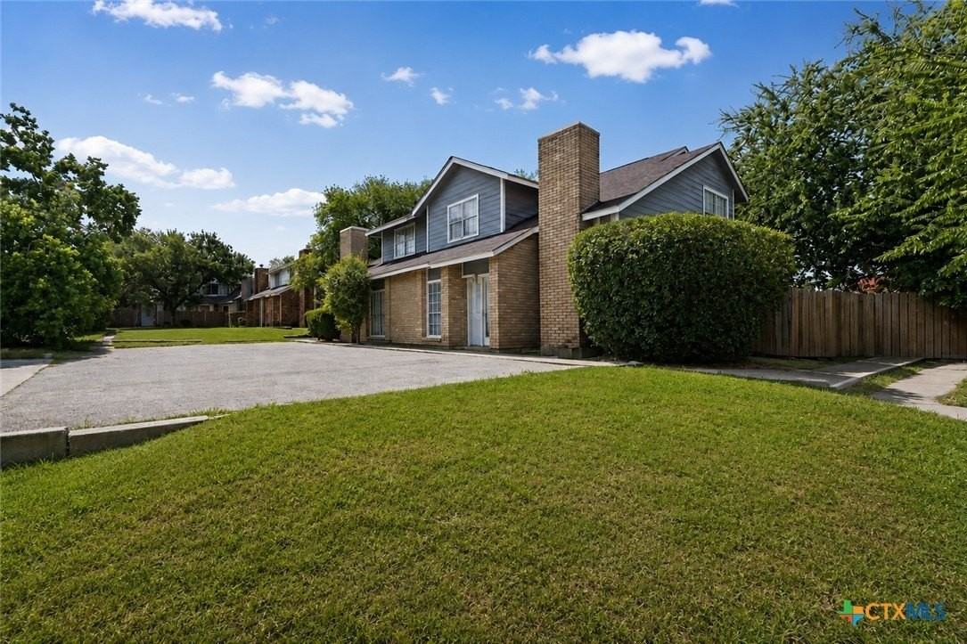 6710 Windsor Holw - Photo 2 of 23