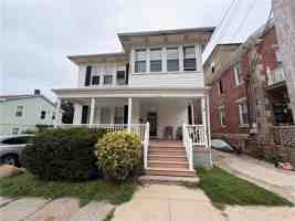 featured image of 10 Russell Ave