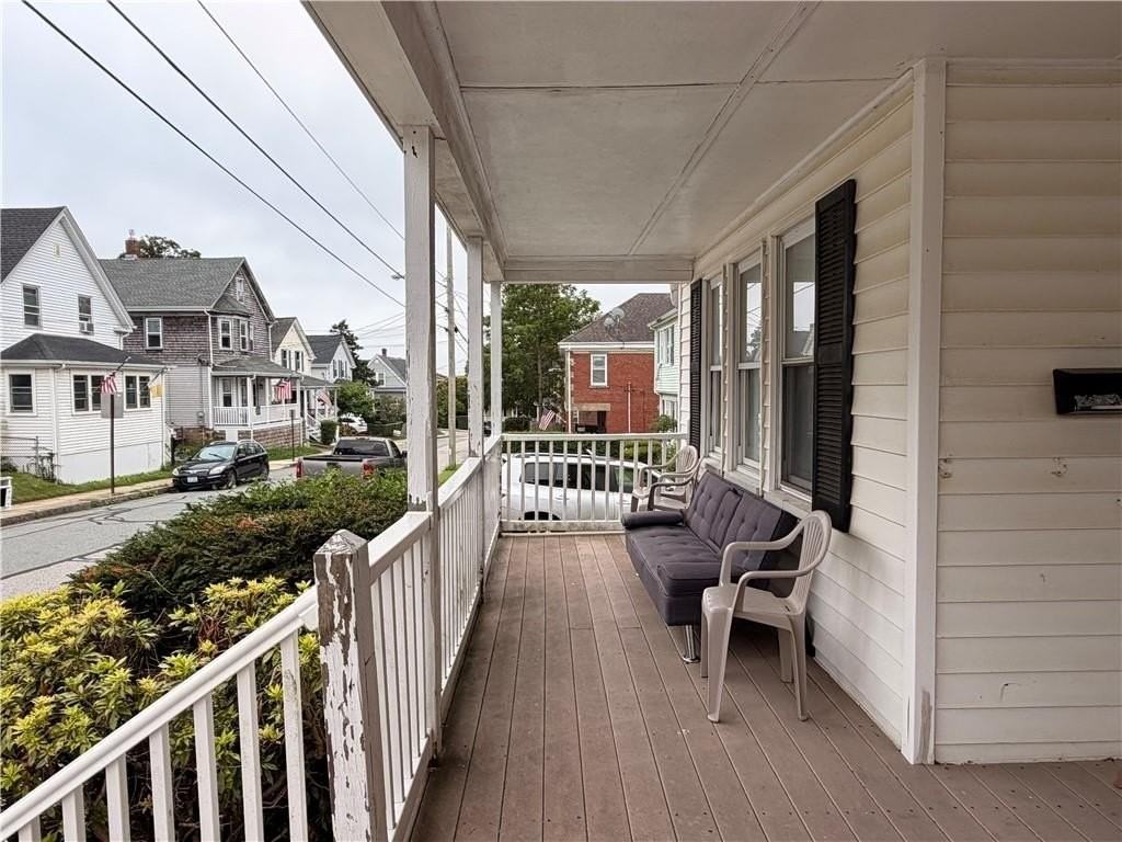 10 Russell Ave - Photo 7 of 45