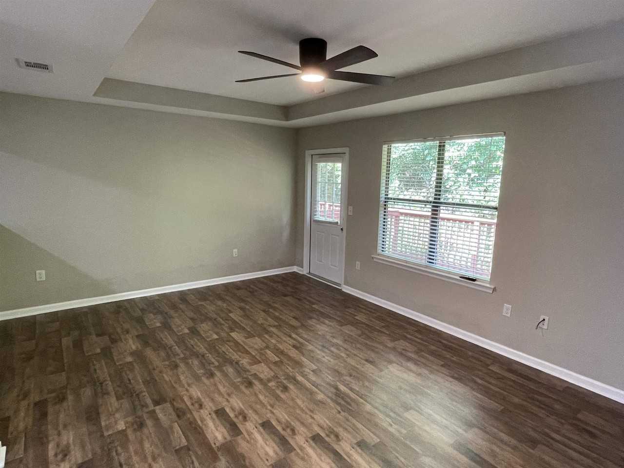 2310 Timber Oaks Ln - Photo 6 of 15
