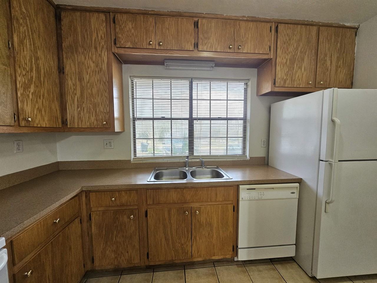 1824 Larette Dr - Photo 7 of 24