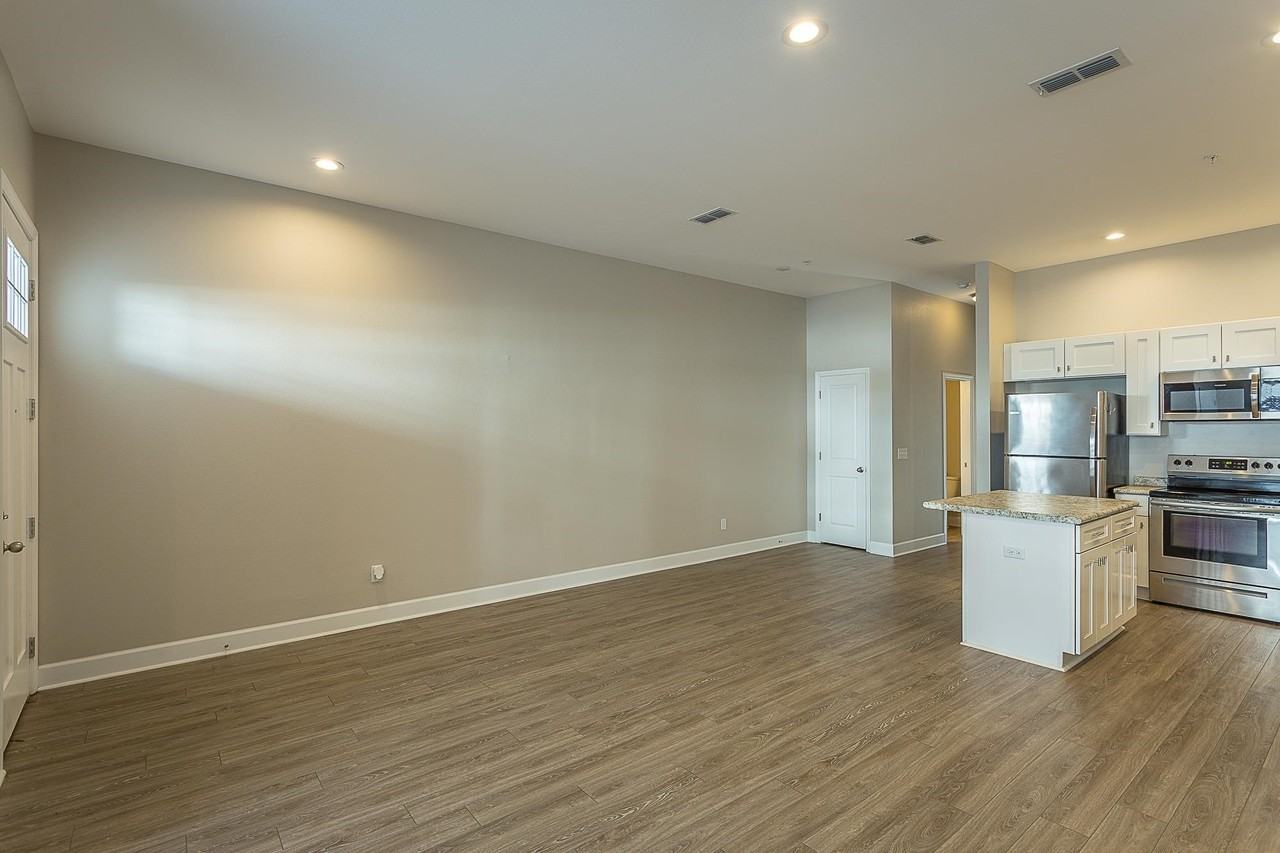 2170 Capital Cir Se #102 - Photo 3 of 27