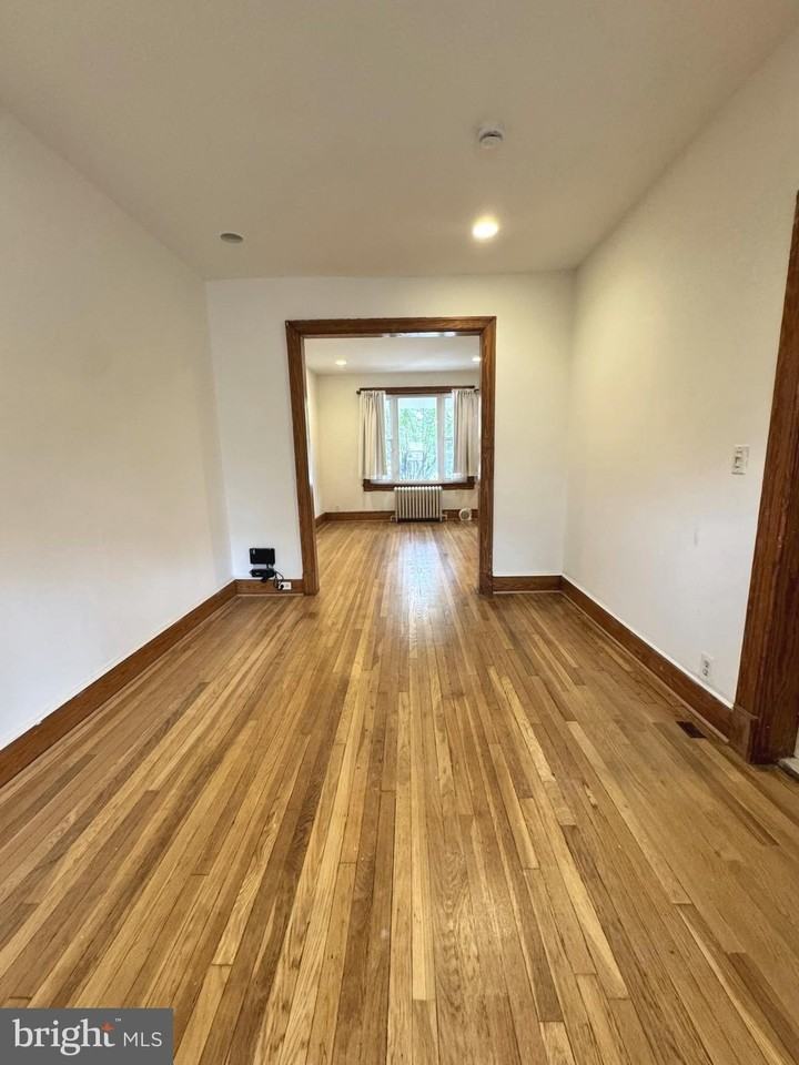 3626 12th St Ne - Photo 6 of 11