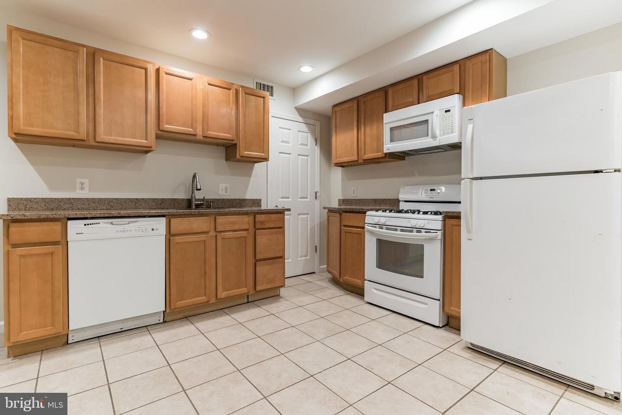 1736 U St Nw #A - Photo 4 of 23