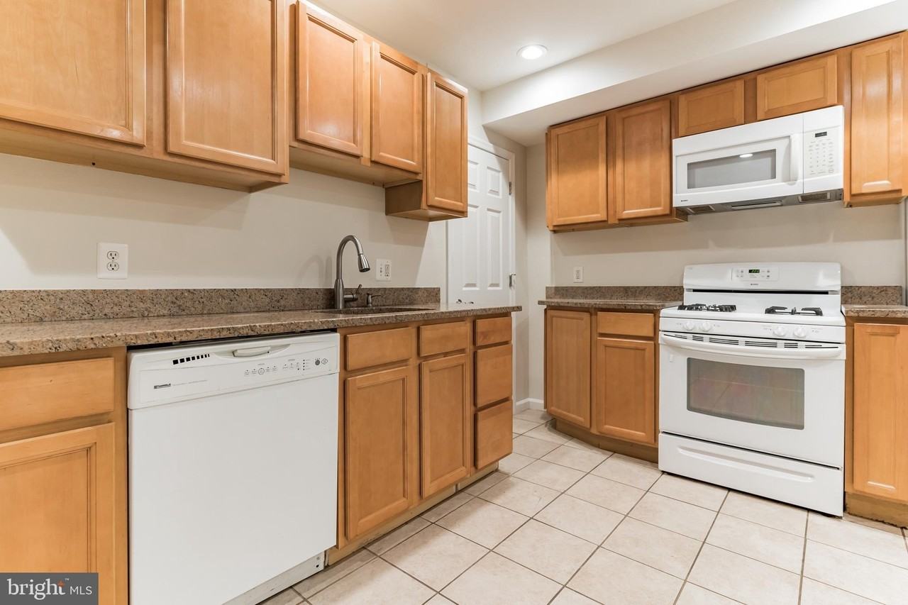 1736 U St Nw #A - Photo 6 of 23