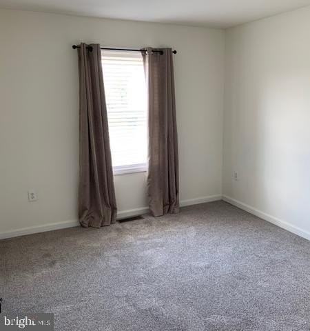 107 Mermaid Ln - Photo 5 of 6