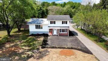 featured image of 1528 Matthews Town Rd
