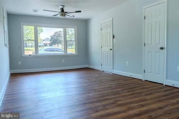 1528 Matthews Town Rd - Photo 5 of 15