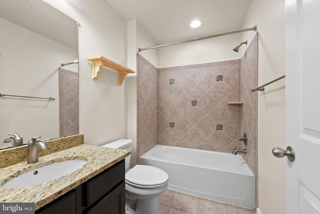306 Paladium Ct - Photo 5 of 29