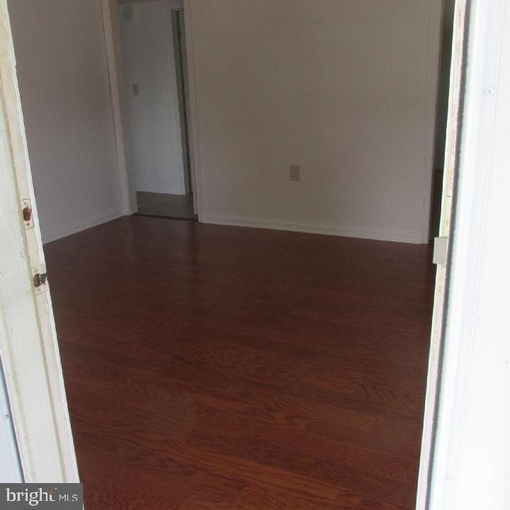 118 Weber St - Photo 3 of 7