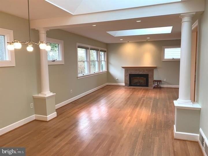 7512 Arden Rd - Photo 3 of 29