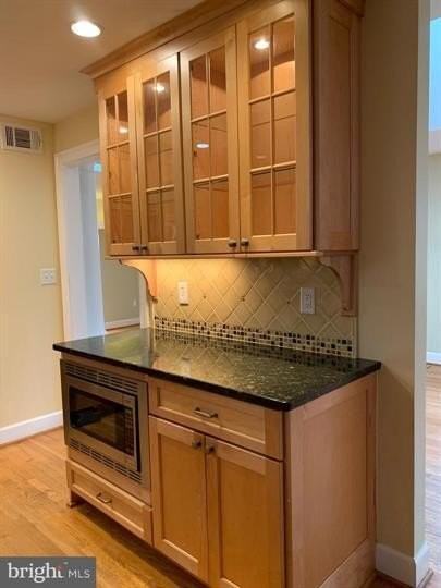 7512 Arden Rd - Photo 7 of 29