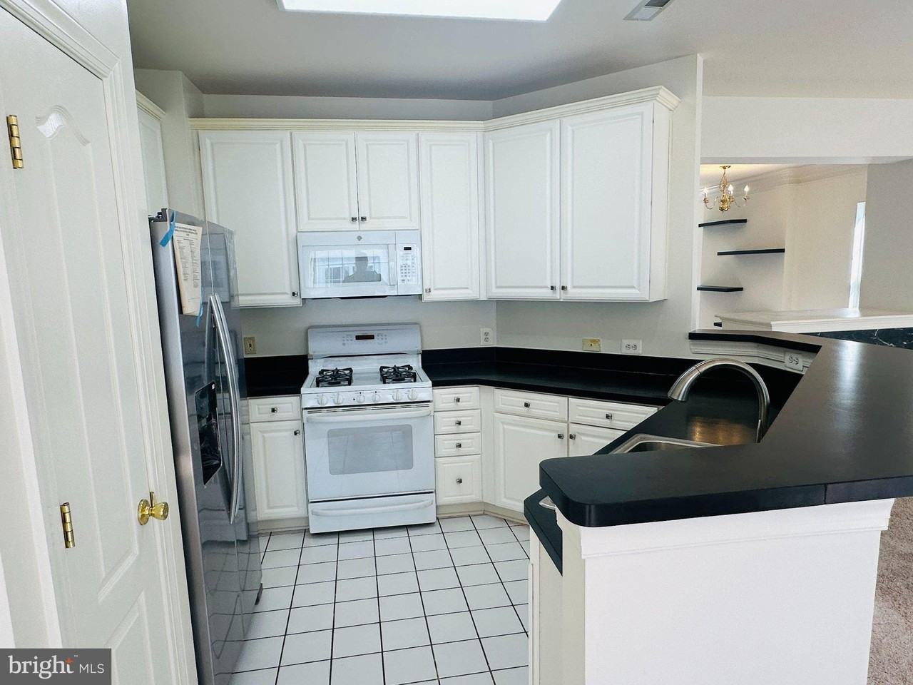 262 Fountain Green Ln #200 - Photo 6 of 18