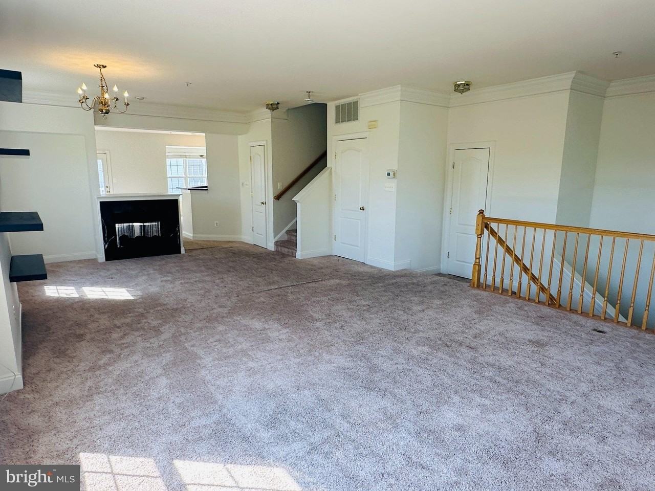 262 Fountain Green Ln #200 - Photo 7 of 18