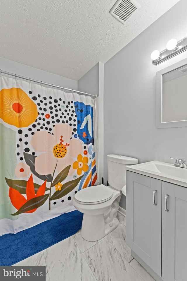 8951 Town Center Cir #3-303 - Photo 6 of 32