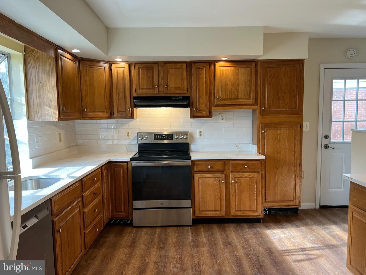 9206 Saint Andrews Pl - Photo 3 of 25