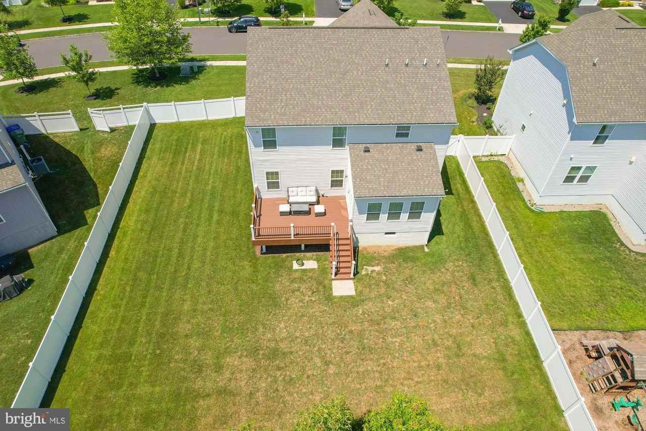 27 Carrington Way - Photo 2 of 50