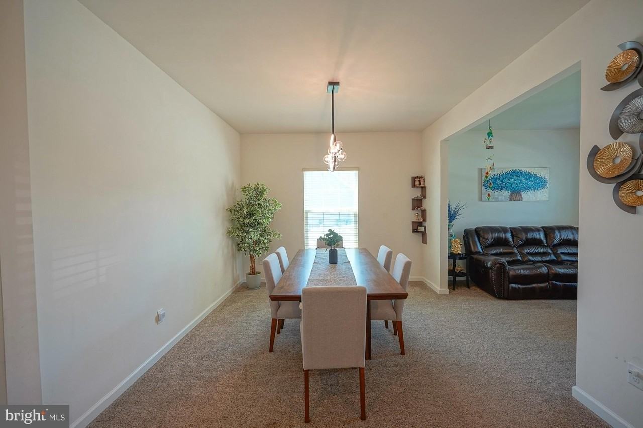 27 Carrington Way - Photo 6 of 50