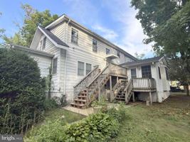 featured image of 502 Lakeview Ave #B