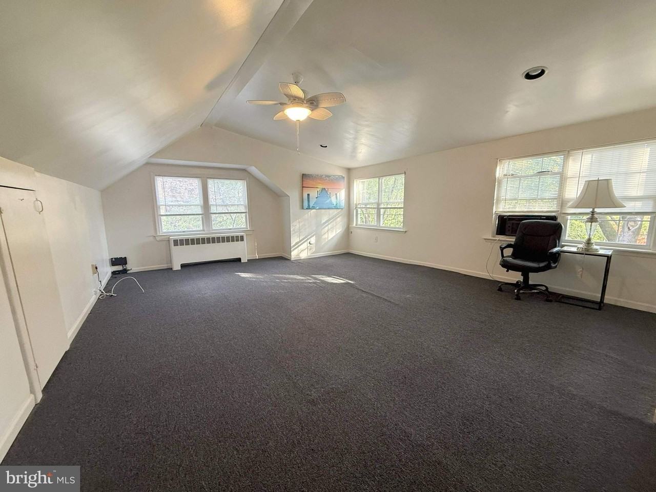 502 Lakeview Ave #B - Photo 3 of 11