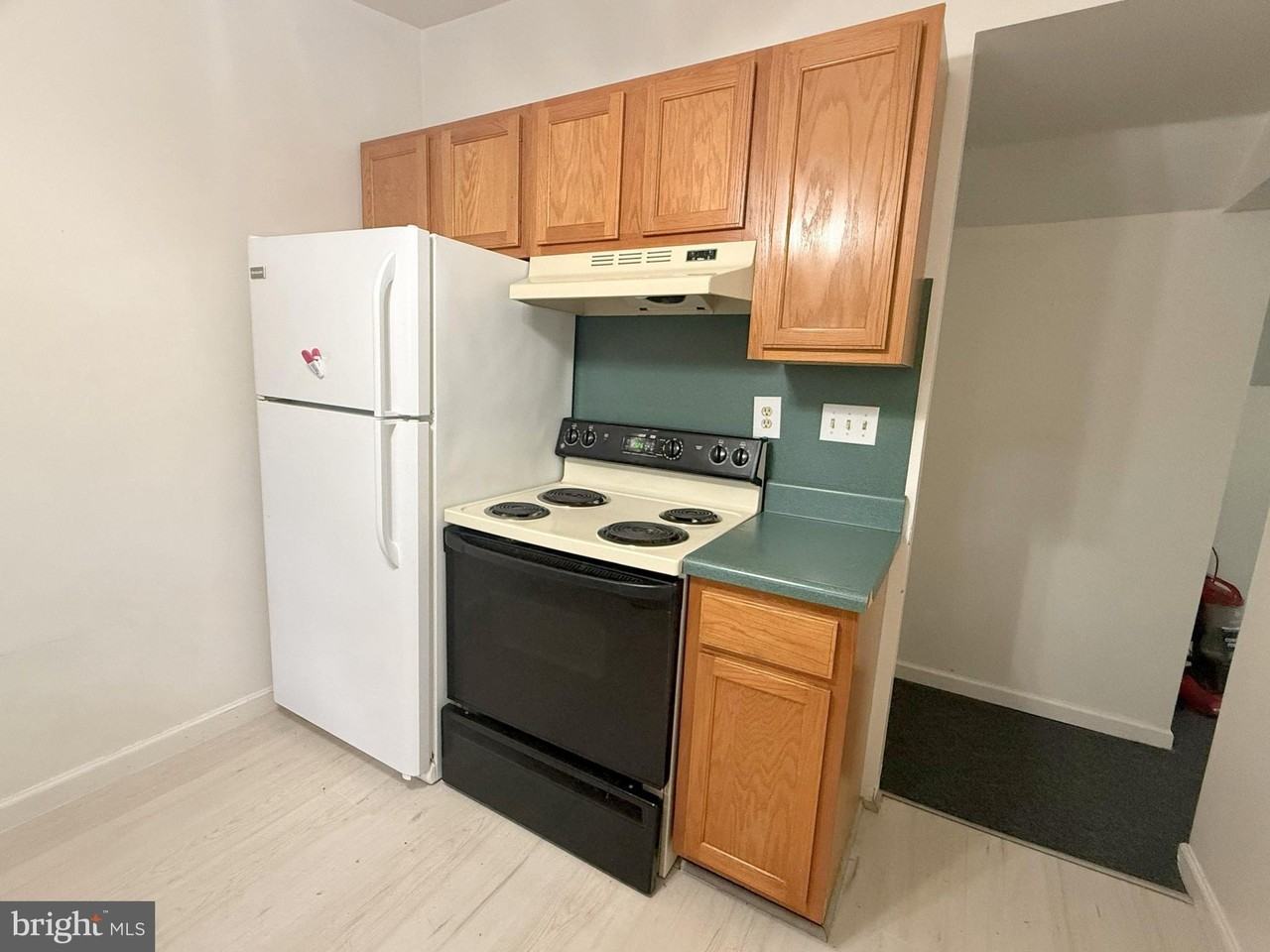 502 Lakeview Ave #B - Photo 5 of 11