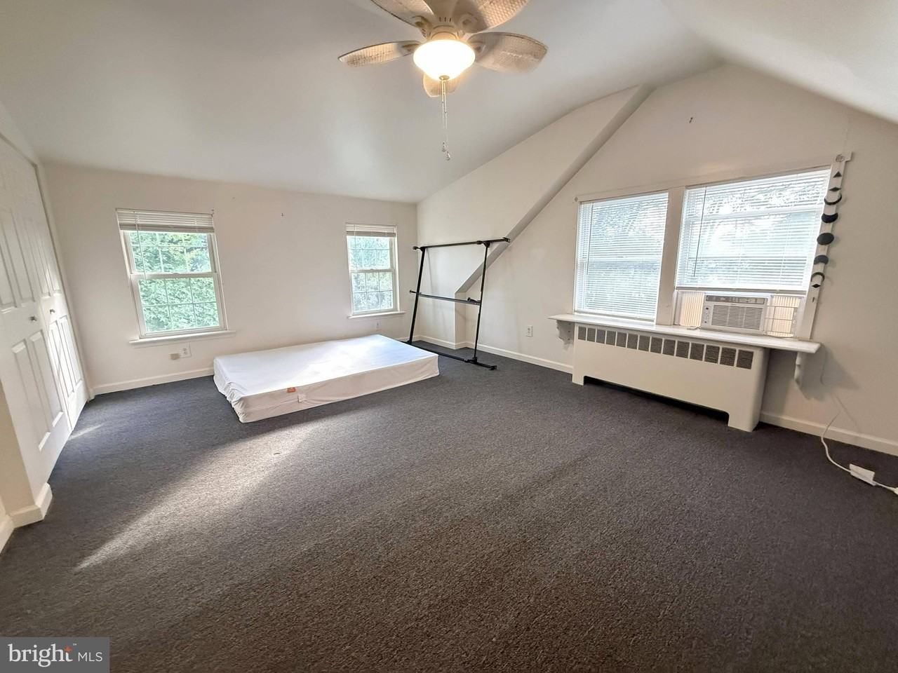 502 Lakeview Ave #B - Photo 6 of 11