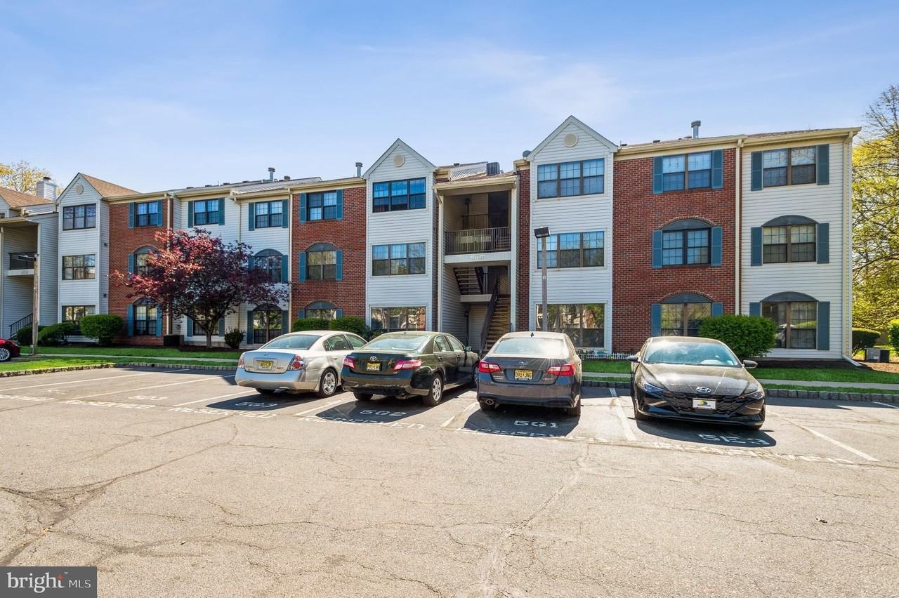 15 Feiler Ct - Photo 2 of 17