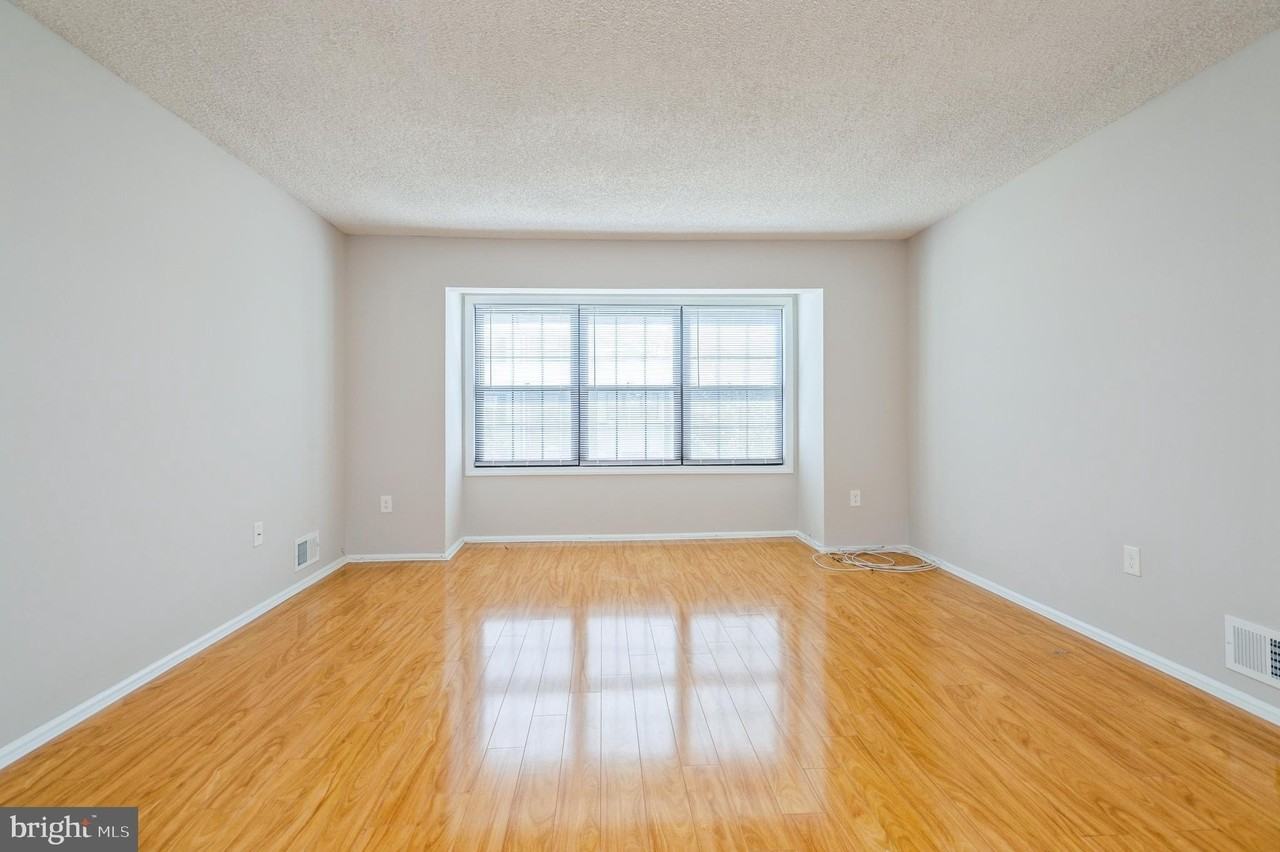 15 Feiler Ct - Photo 3 of 17
