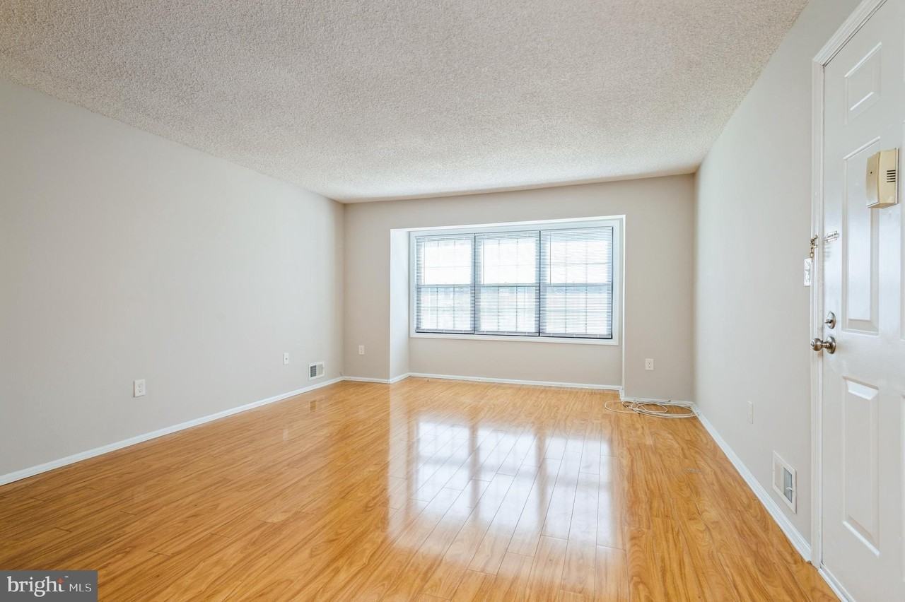 15 Feiler Ct - Photo 5 of 17