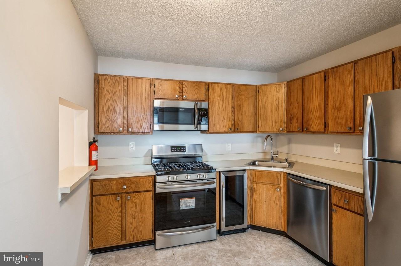 15 Feiler Ct - Photo 7 of 17