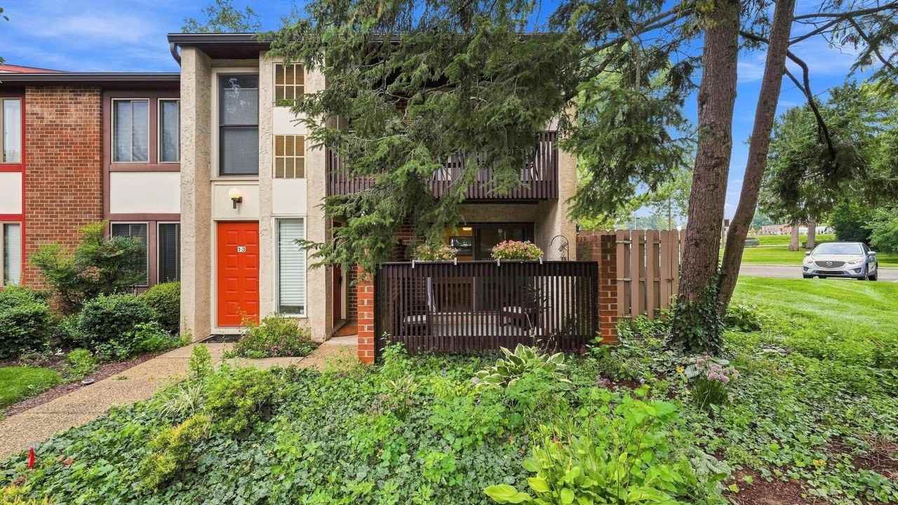 1-4 Aspen Way - Photo 2 of 22