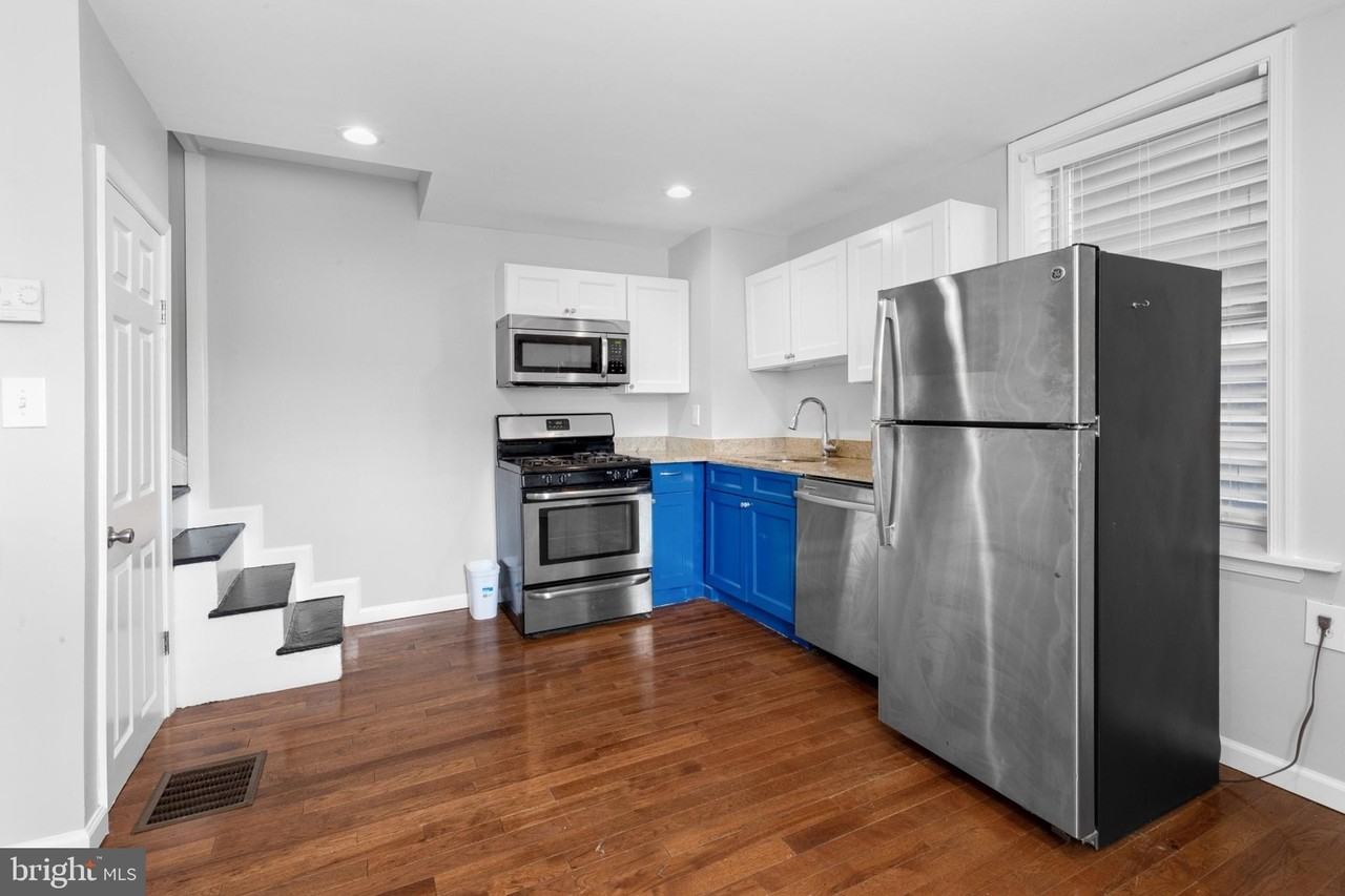 1428 N Hope St - Photo 2 of 17