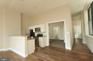 312 Walnut St ## 322 - Photo 1 of 1